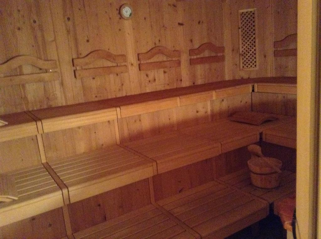 Hotel Garni Almhof Зеефельд в Тироле Экстерьер фото