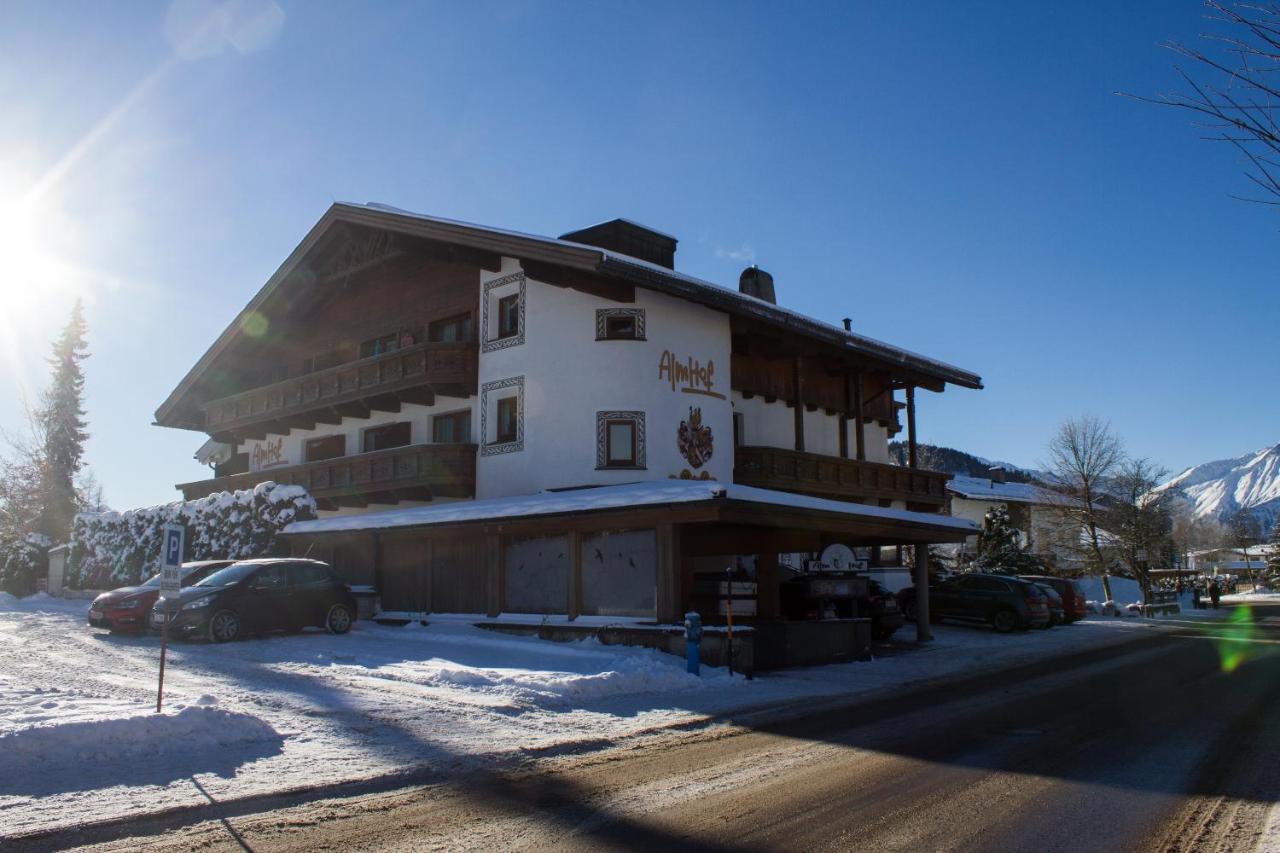 Hotel Garni Almhof Зеефельд в Тироле Экстерьер фото